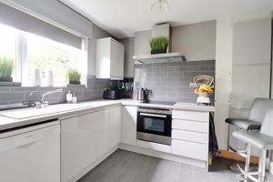 Kitchen- click for photo gallery